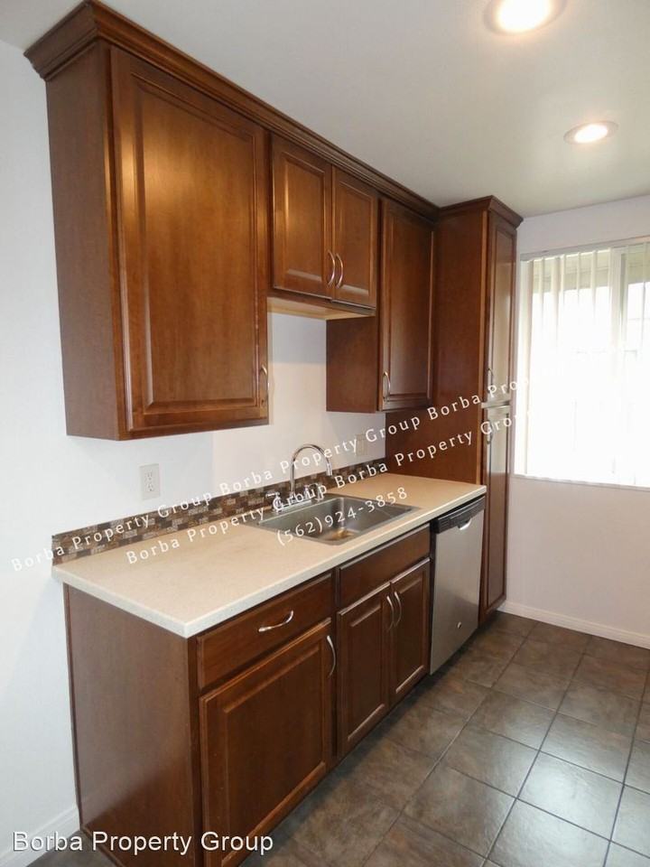 4480 Orange Ave - Photo 2 of 9