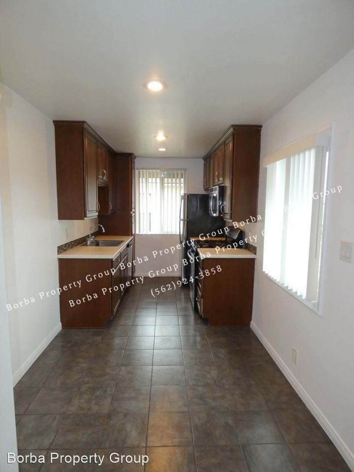 4480 Orange Ave - Photo 3 of 9