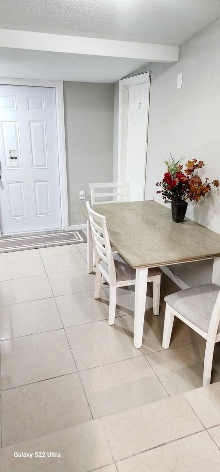 Hertha Ave - Photo 3 of 9