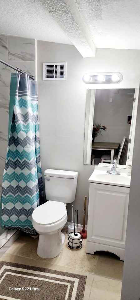 Hertha Ave - Photo 5 of 9