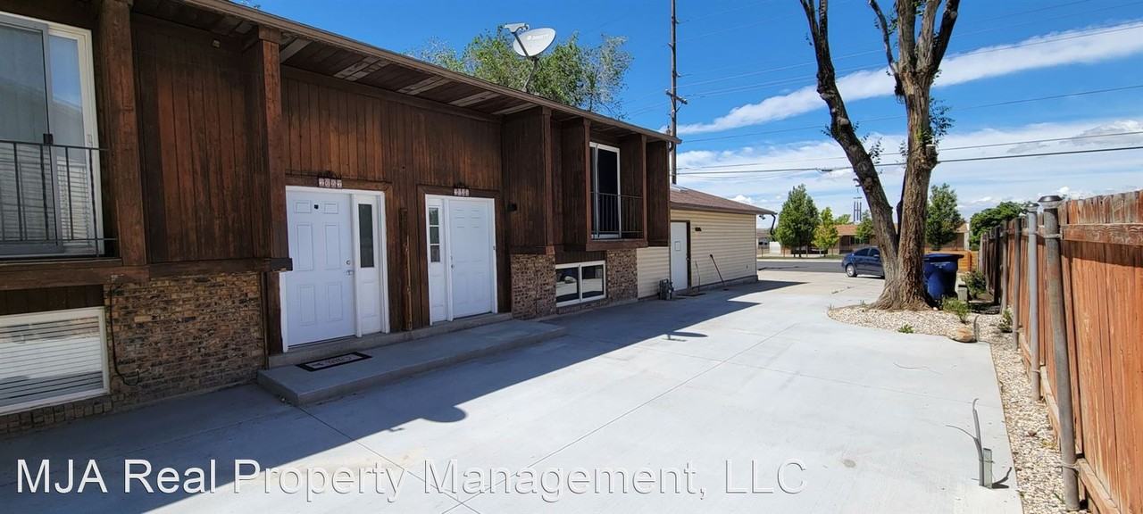 7657 West 3100 South - Duplex - Photo 2 of 14