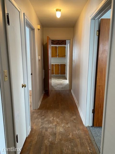 1811 S Wheeler St - Photo 3 of 6