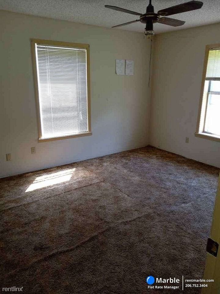 260 Highway 79 Byp N - Photo 2 of 27