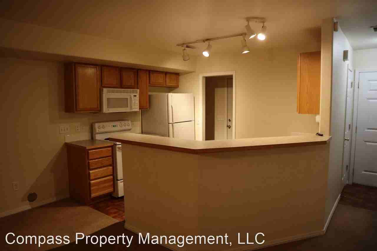 3967 Laurel Ave - Photo 3 of 14