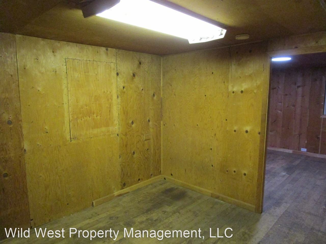 2202 Ne 3rd St - Photo 3 of 10