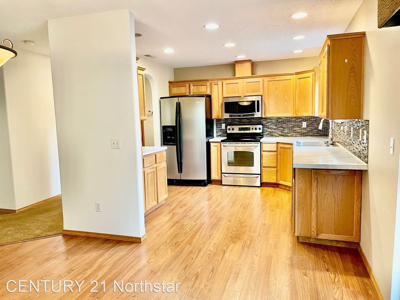 3712 Rosewood St - Photo 3 of 11