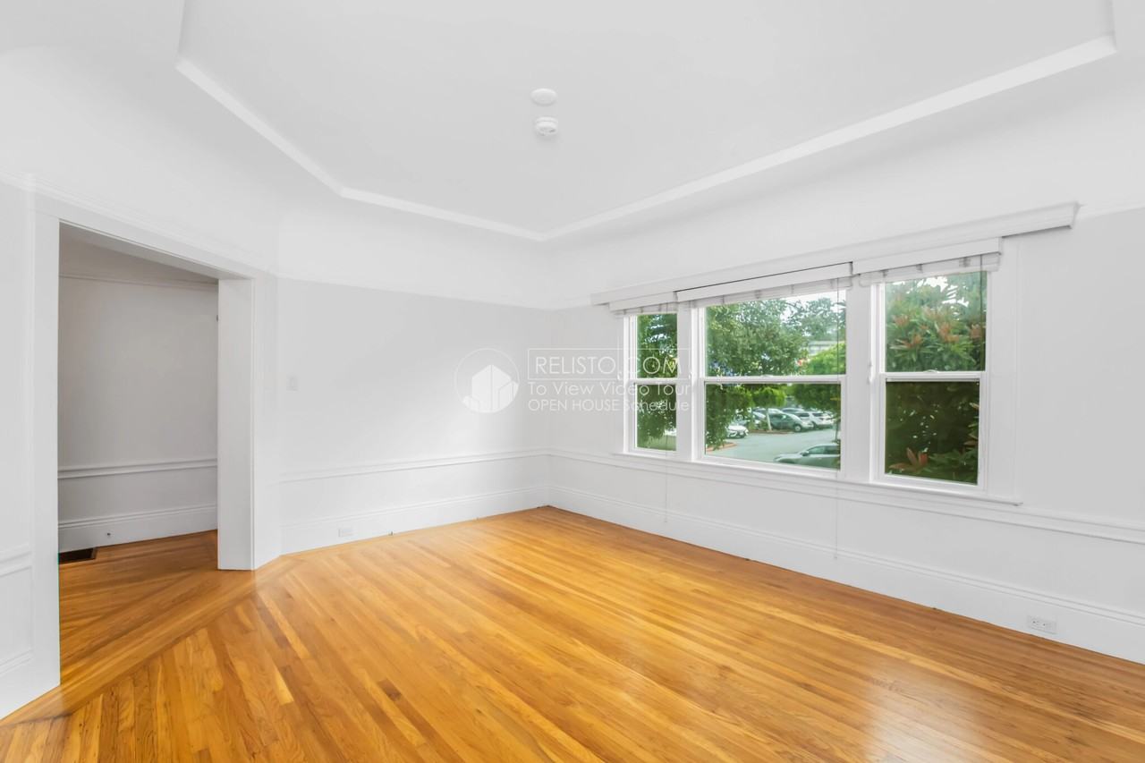 632 Cabrillo St - Photo 2 of 32
