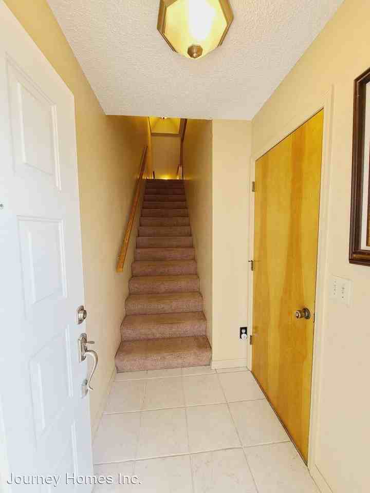 9479 Tara Cay Ct - Photo 3 of 50
