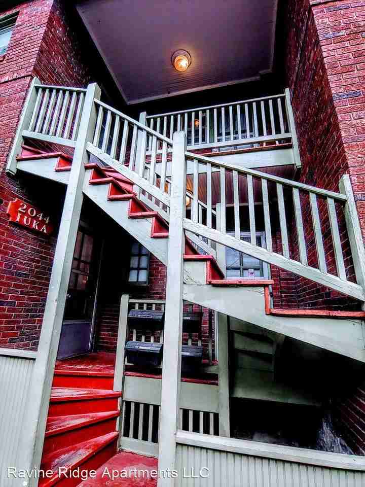 2044 Iuka Ave. - Photo 3 of 4
