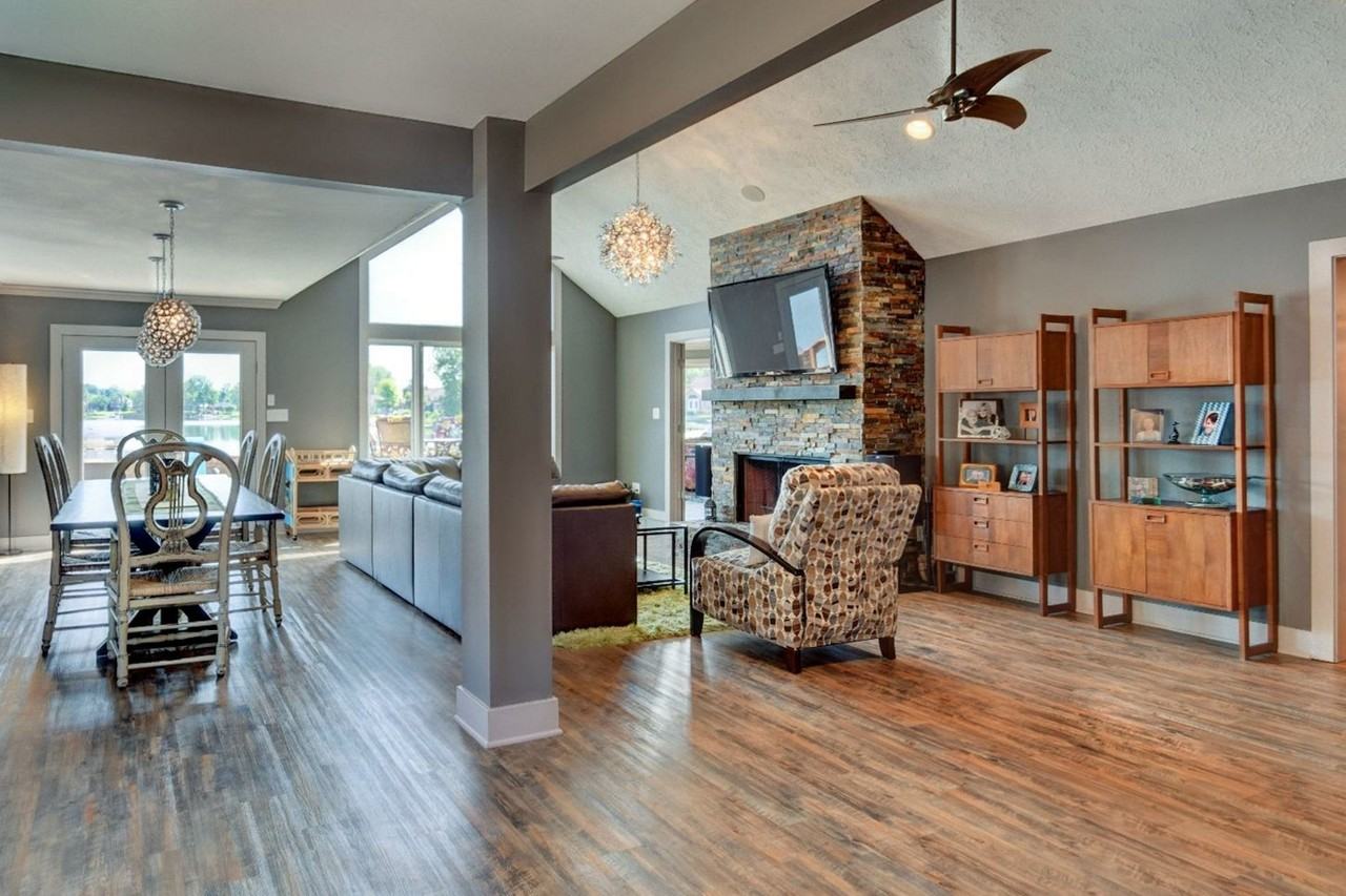 5020 Boardwalk Pl - Photo 3 of 23