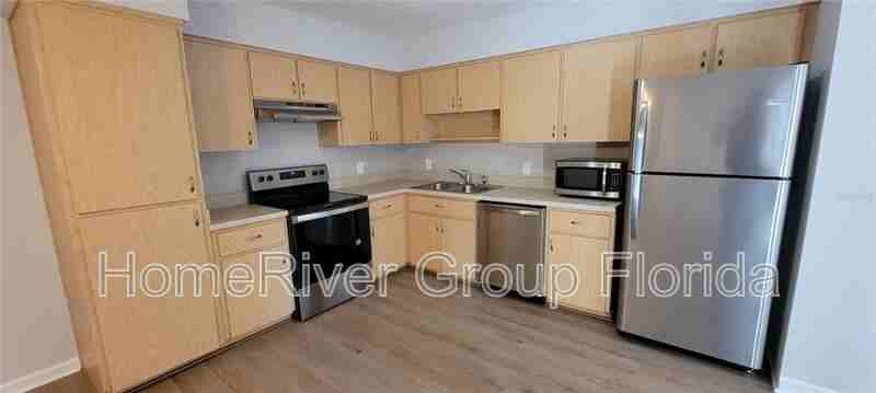 7453 Canterbury St - Photo 3 of 13