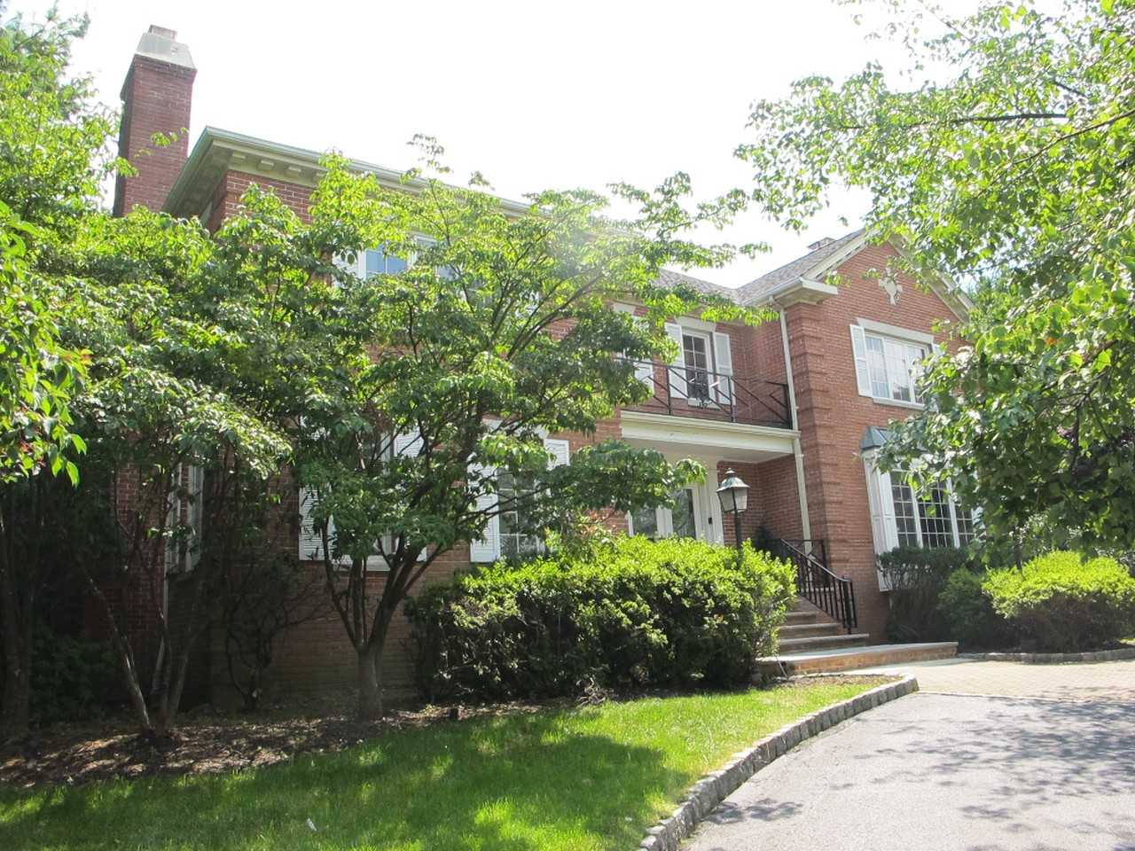 47 Forest Hills Way - Photo 2 of 29