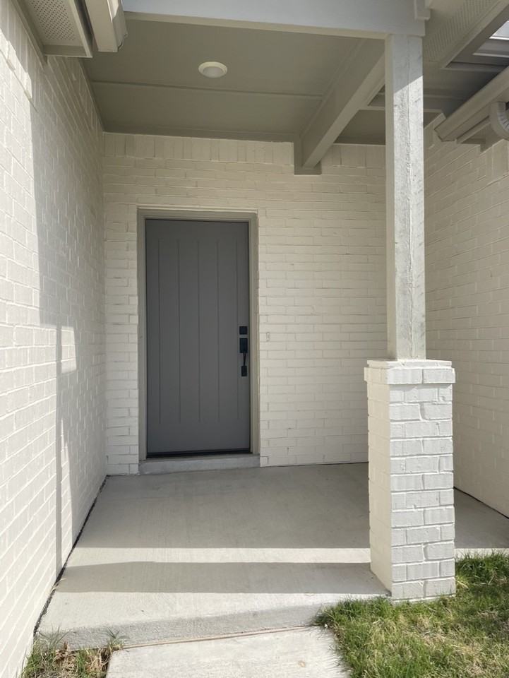 2601 W 111th Pl S - Photo 2 of 25