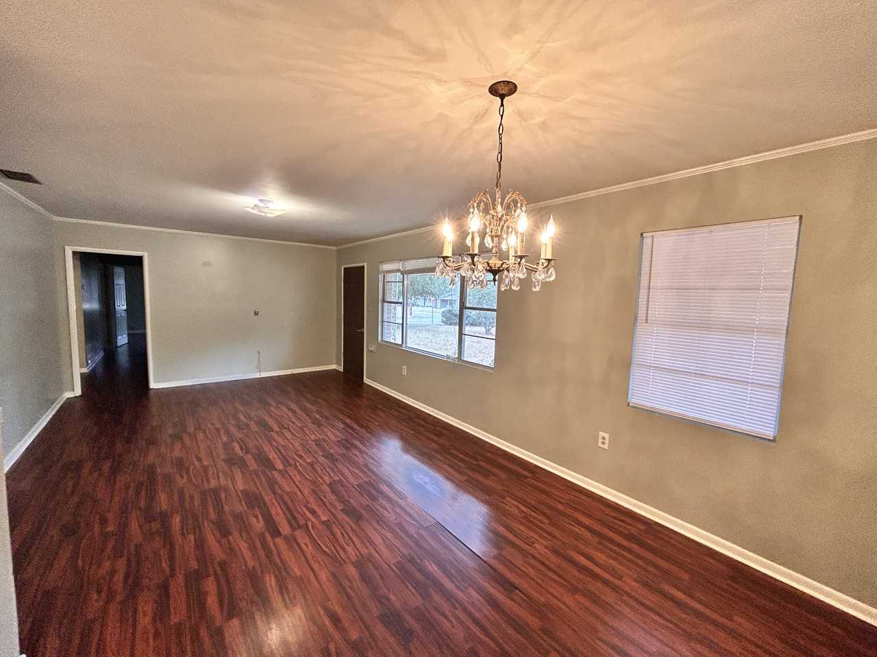 2901 Prince George Rd - Photo 2 of 11