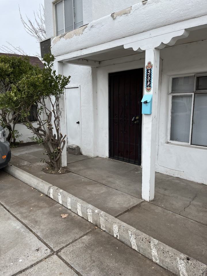 519 Roma Ave Nw - Photo 2 of 50