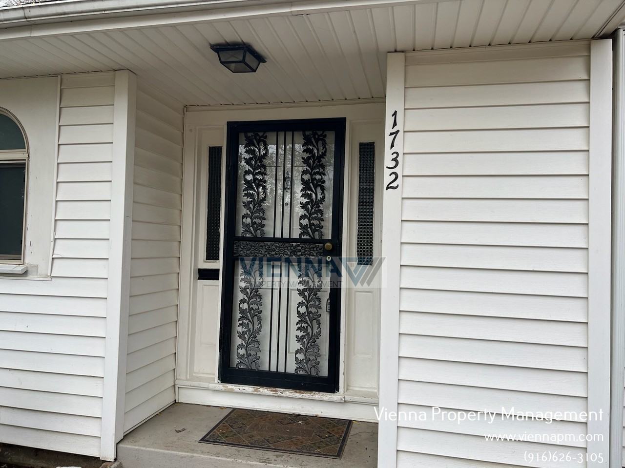 1732 Maryland Ave - Photo 3 of 19