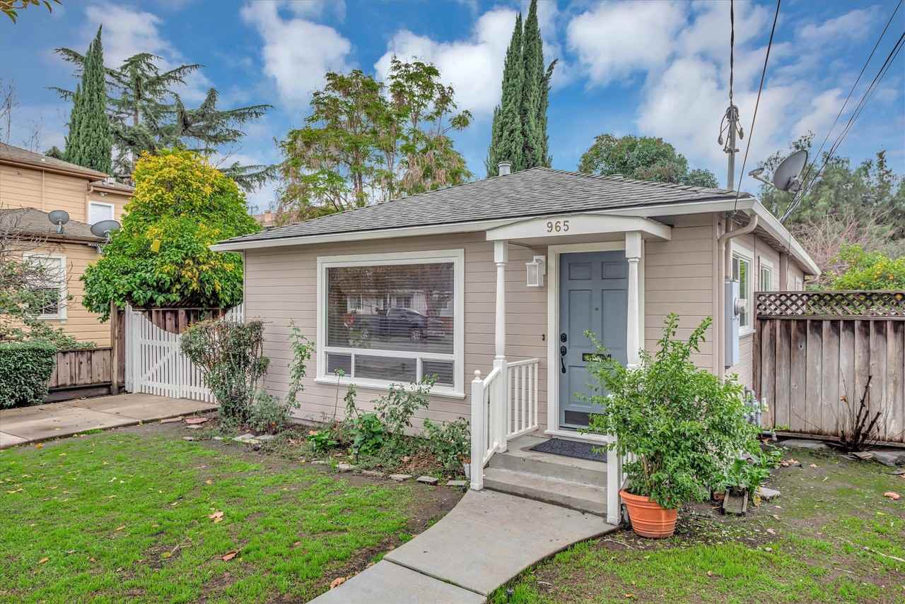 965 Myrtle St - Photo 3 of 41