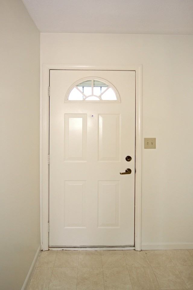 2635 Fox Valley Pl - Photo 3 of 20