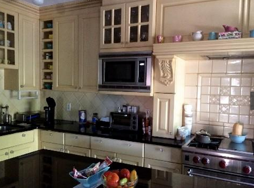 65 Somerset Dr S - Photo 2 of 3