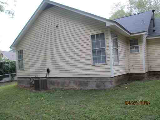 1509 Eagles Landing Dr - Photo 3 of 21