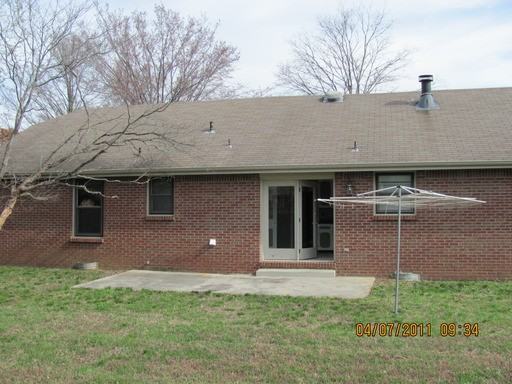 204 Millstone Cir - Photo 2 of 12