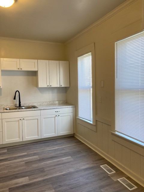 915 West Mac Queen Avenue - Photo 7 of 20
