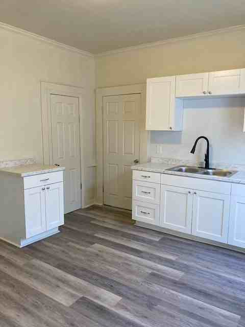 915 West Mac Queen Avenue - Photo 6 of 20