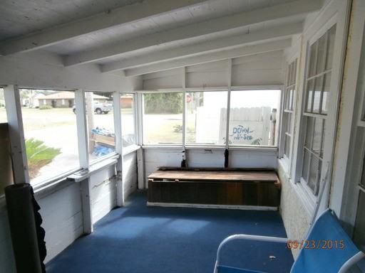 203 La Paloma Pl - Photo 3 of 16