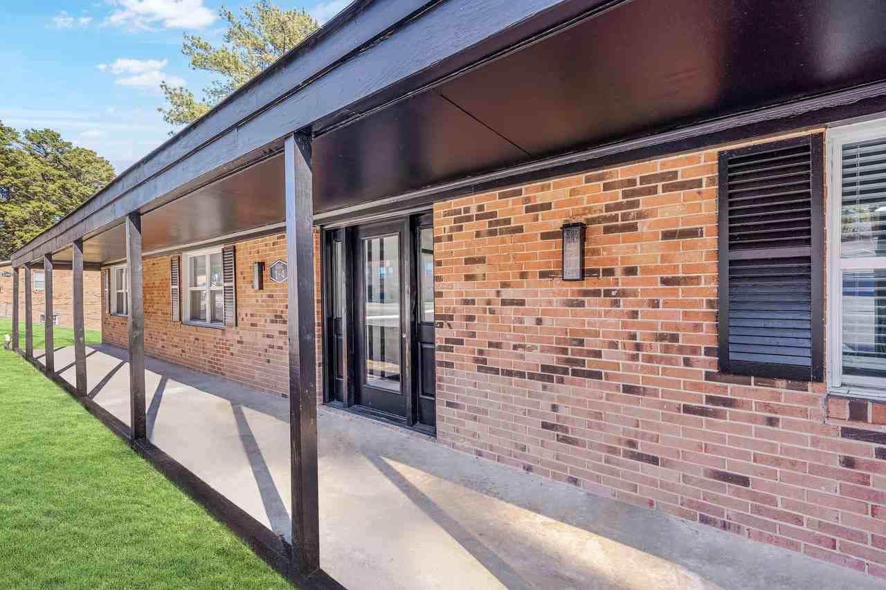 BLU Station Apartments - Photo 6 of 61