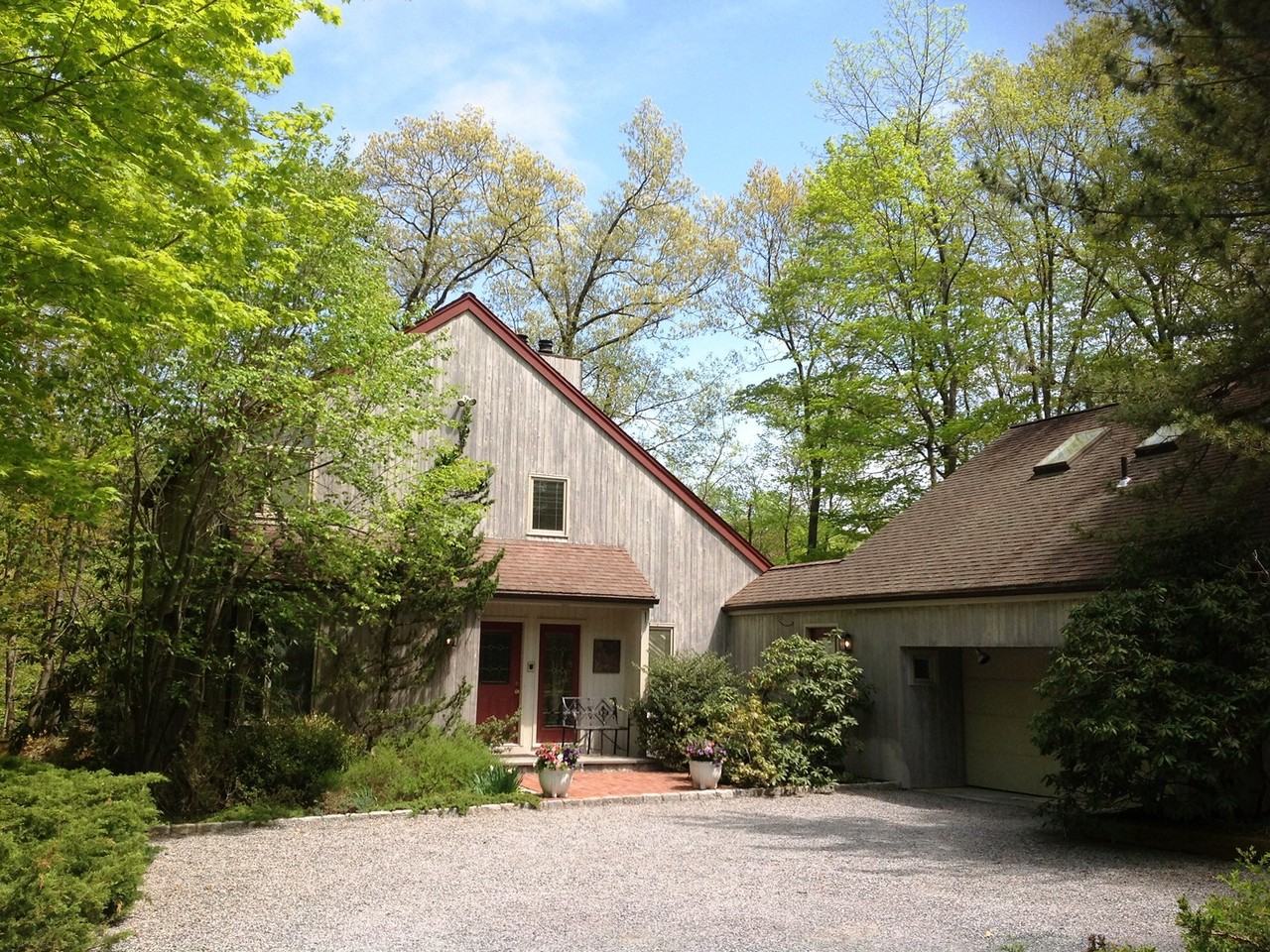 20 Haights Cross Rd - Photo 3 of 24