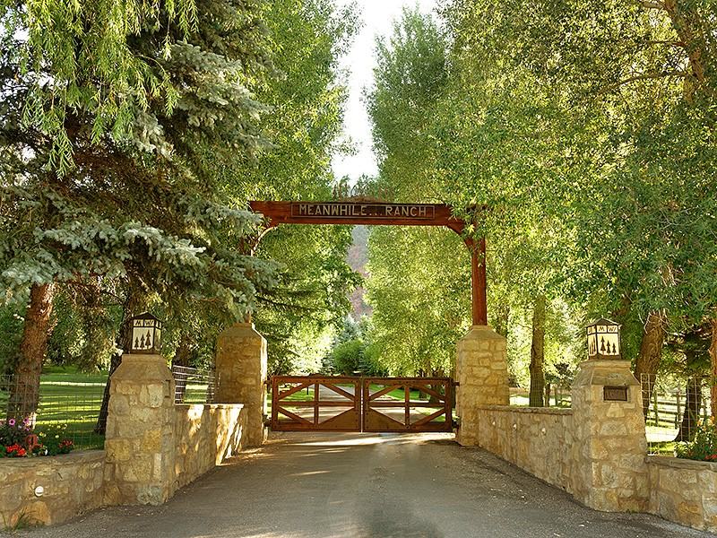 1621 Lower River Rd - Photo 3 of 22