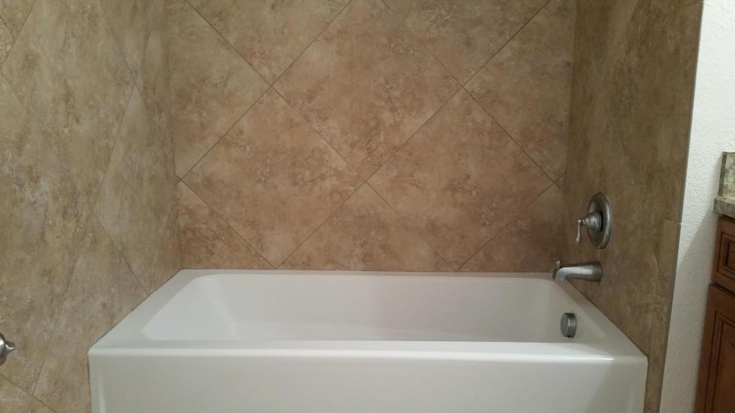 839 Faull Dr - Photo 3 of 12