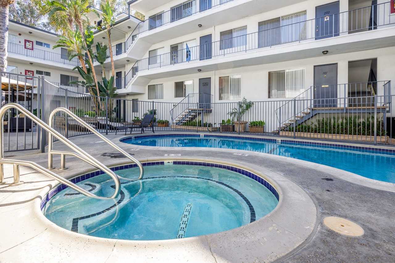 The Grove Apartments - Photo 3 of 17