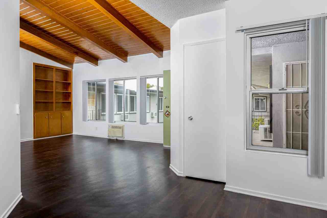 Ravencrest Apartments - Photo 6 of 16