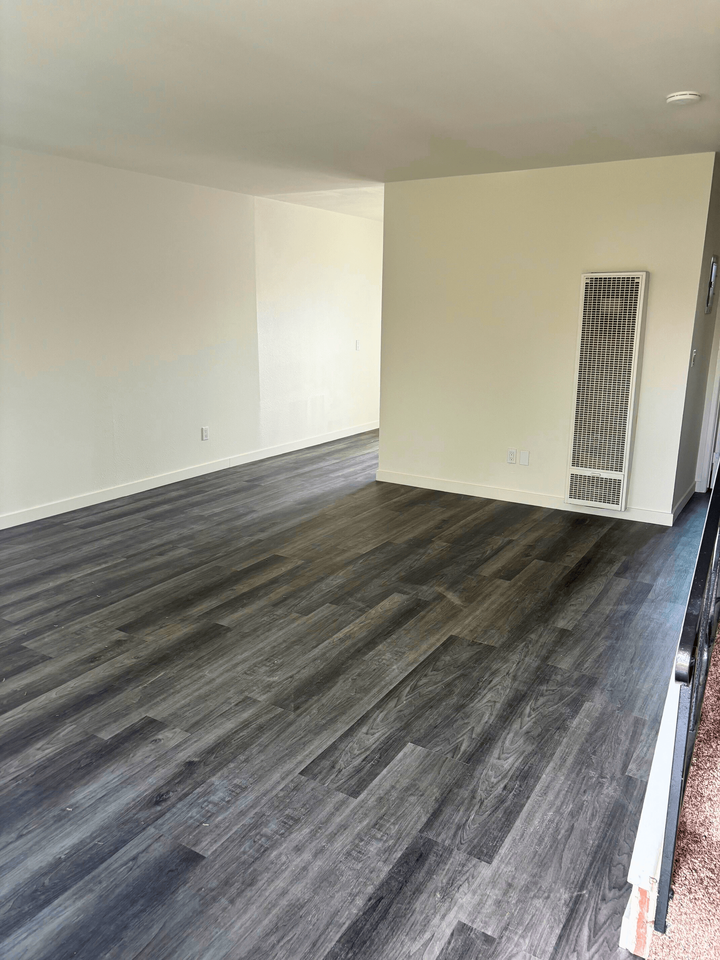 210 S. Newhope St. - Photo 5 of 8