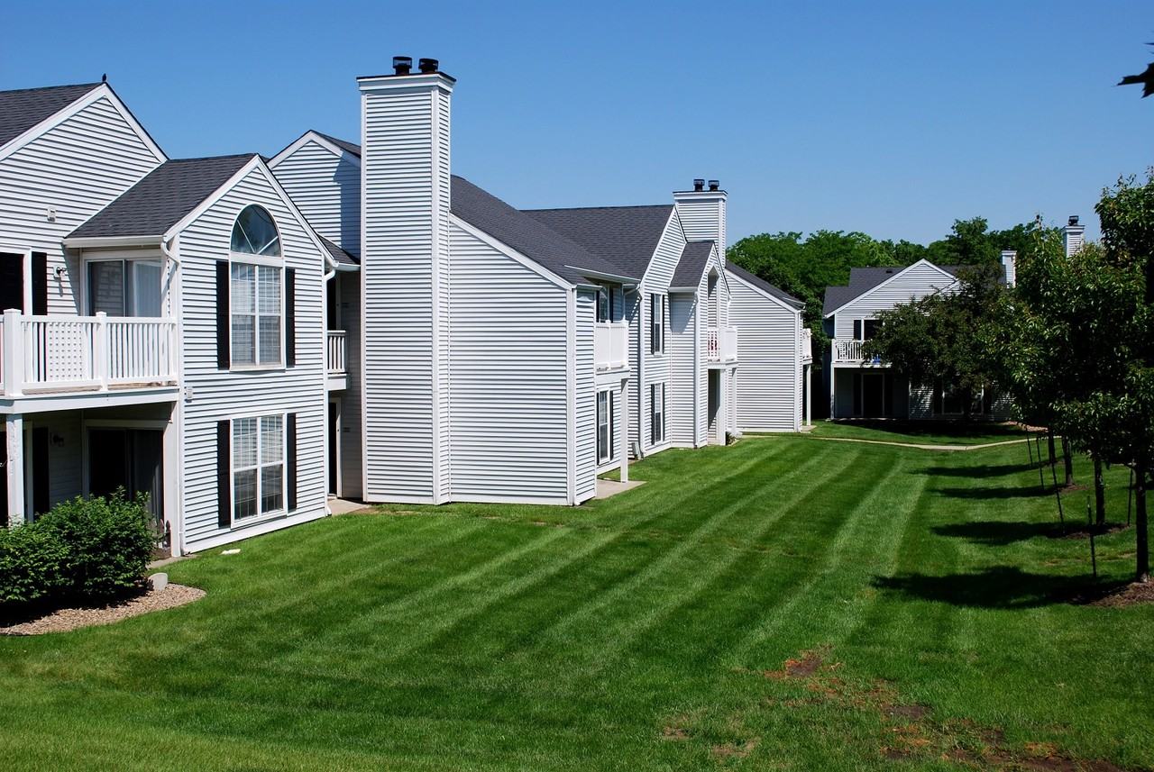 Pinehurst Apartments 500 Nw 63rd St, Kansas City, MO 64118 Zumper