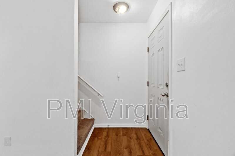 1526 Shipp Ave - Photo 2 of 24