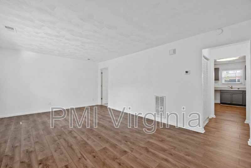 1526 Shipp Ave - Photo 3 of 24