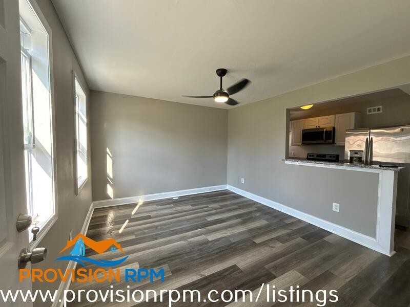 309 52nd St #B - Photo 3 of 16