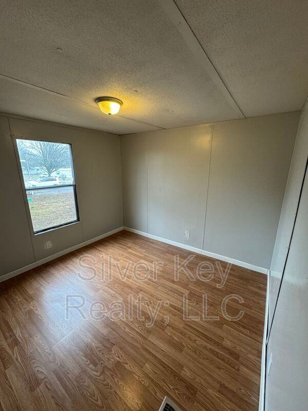 270 County Road #1103 - Photo 7 of 12