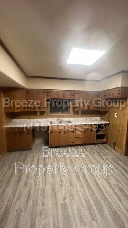 2388 York St - Photo 3 of 10