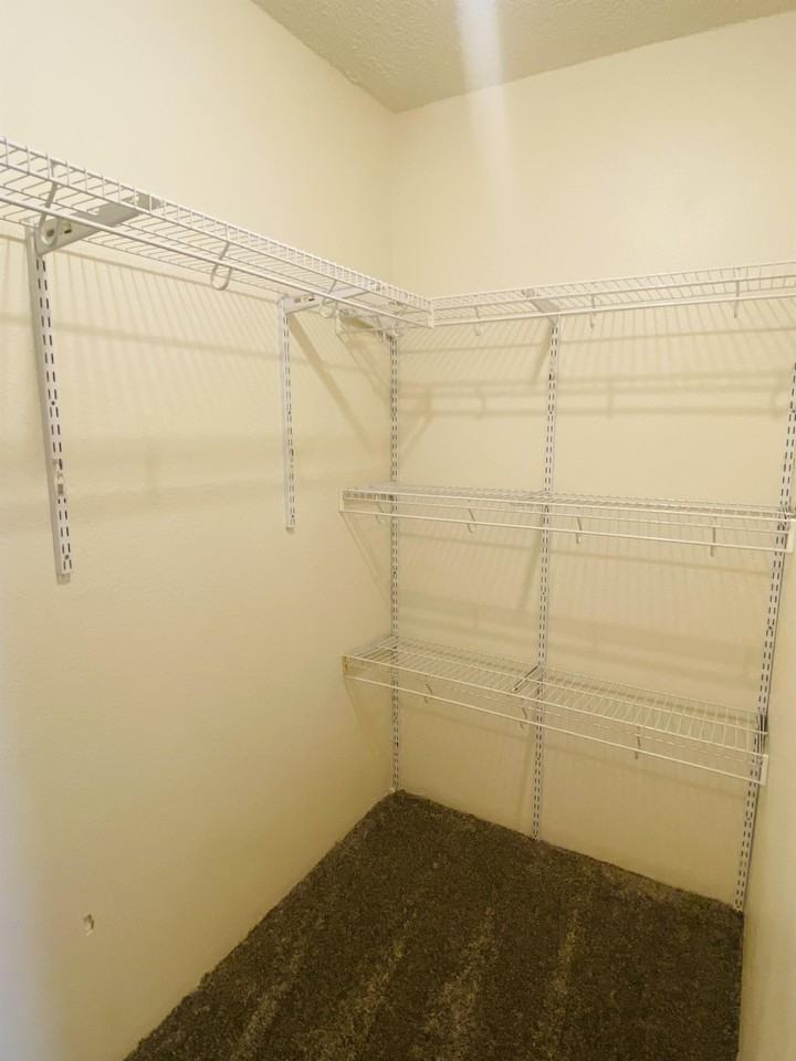 1302 East 40th Street - Photo 2 of 10