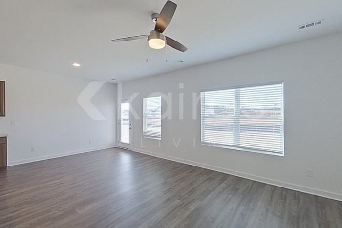 6119 Taramore Ln Nw - Photo 2 of 22