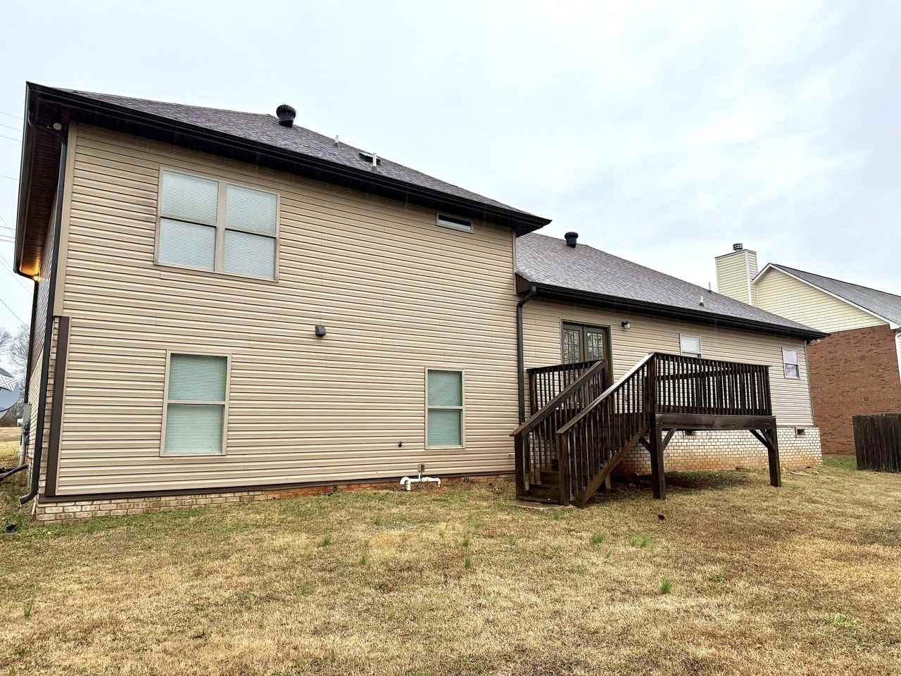 115 Maple Leaf Dr #NA - Photo 2 of 42