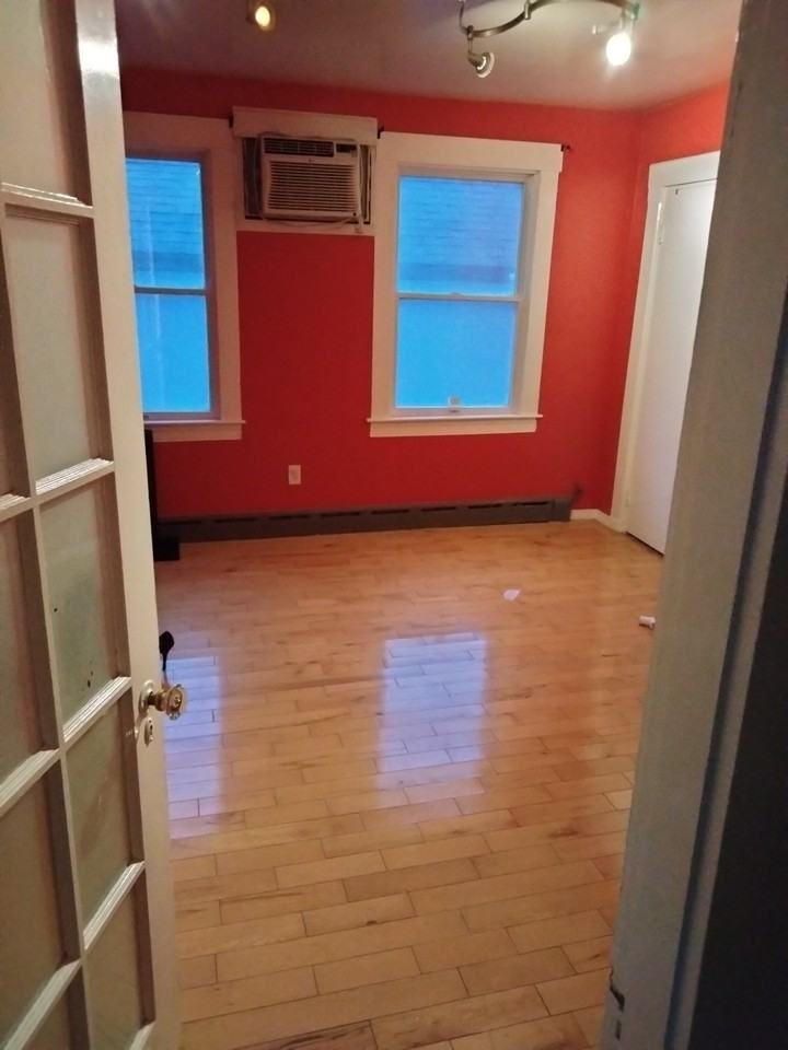 14 1st Street #3r - Photo 3 of 16