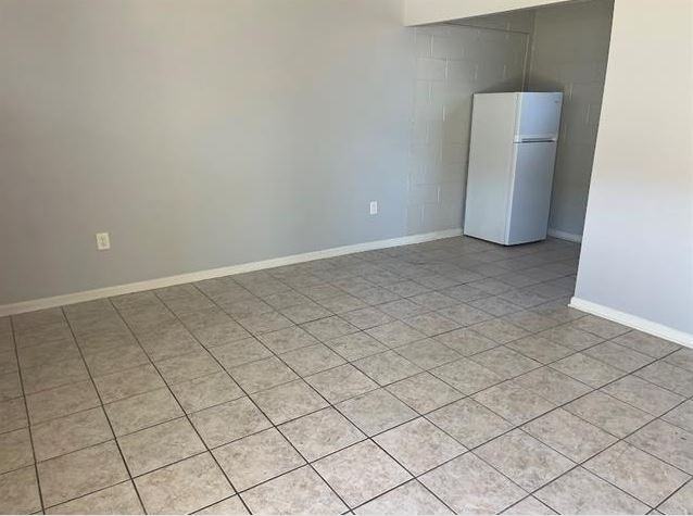 689 Central Ave #J - Photo 5 of 13