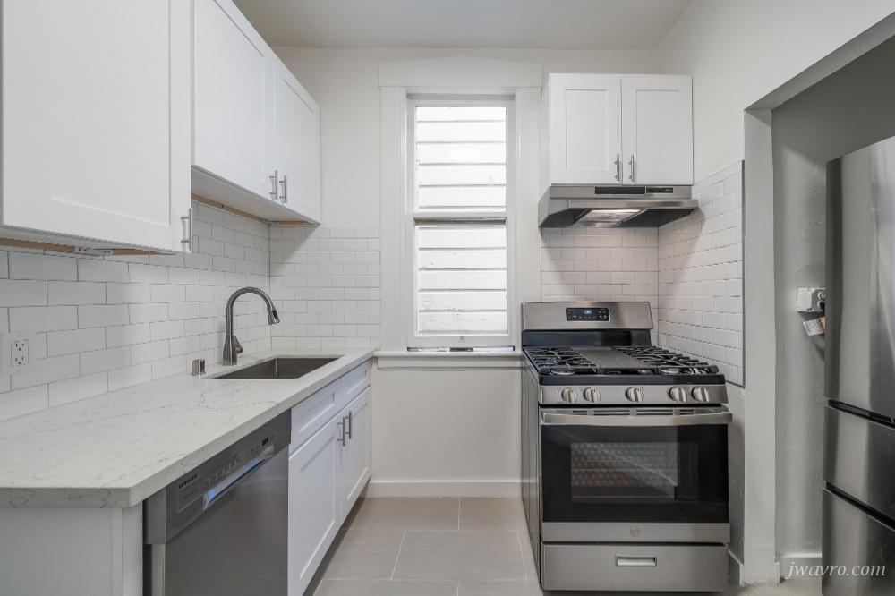 California Street & Jones Street - Photo 2 of 13