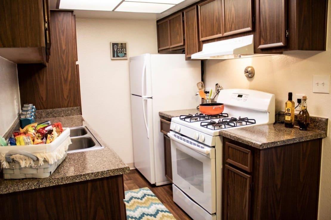 3161 W Cheryl Dr - Photo 7 of 15