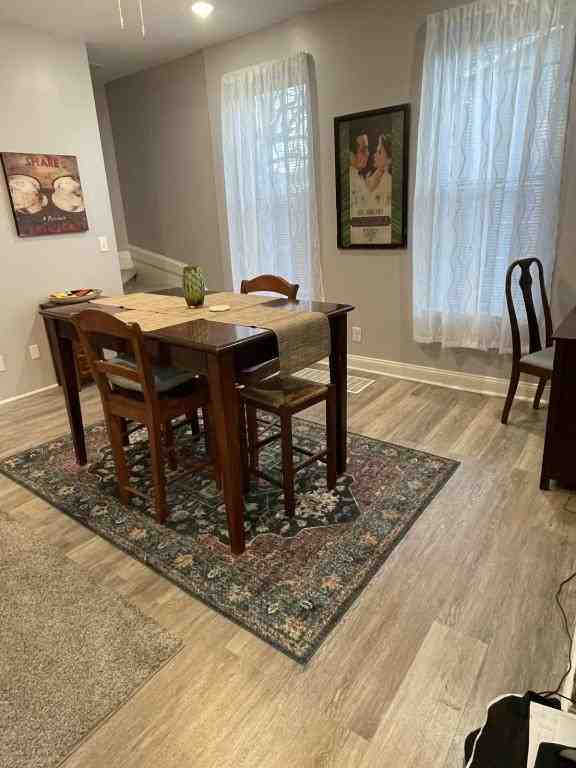 877 Heyl Ave - Photo 7 of 21