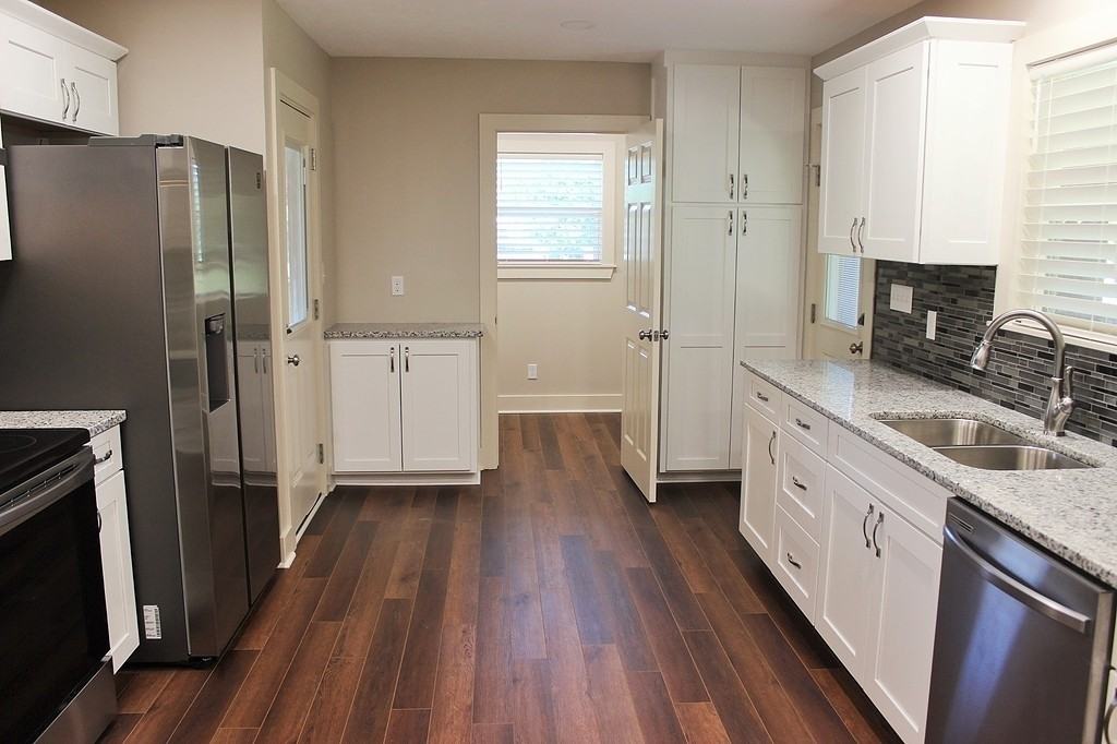 1601 Faulkner St - Photo 4 of 20